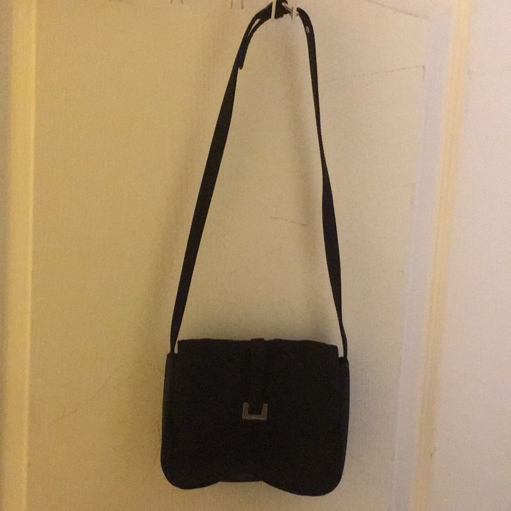 Navy blue bag